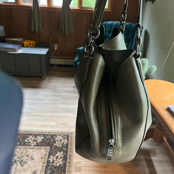 Coach Olive Green Shoulder Bag - Picture 4 of 8